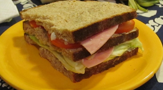 3 emeletes rozskenyér szendvics